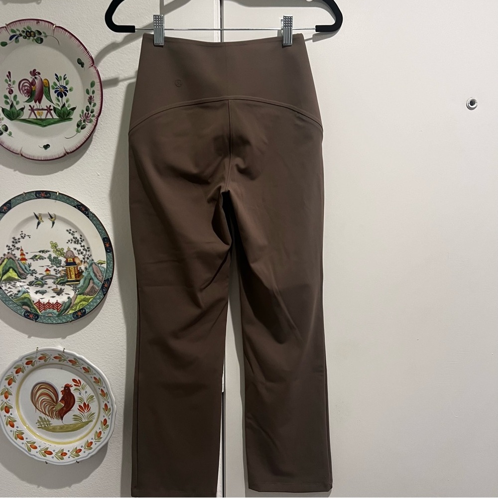 NEW Lululemon Women Smooth Fit Pull-On High-Rise Cropped Pant Brown - Picture 8 of 10
